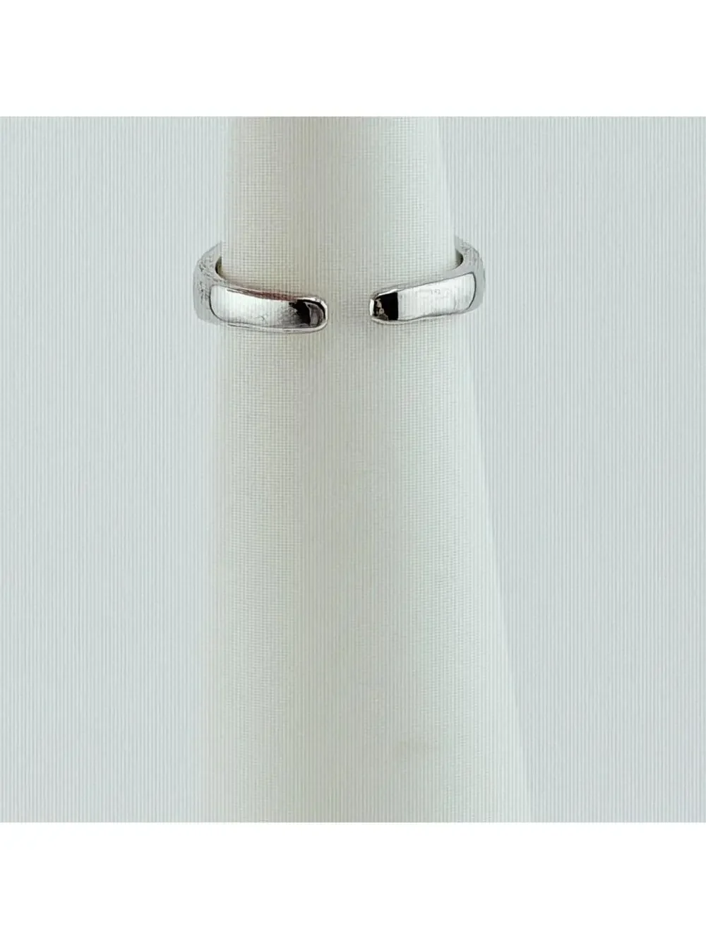 Bomb Party Adjustable RARE FIND Kids Ring RBP2374 (Bella Amore Style CLOVER)